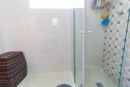 Casa à venda com 216m², 3 quartos e 1 vaga Casa à venda com 216m², 3 quartos e 1 vagaBanheiro