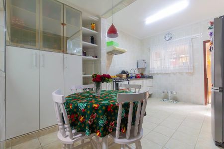 Casa à venda com 216m², 3 quartos e 1 vaga Casa à venda com 216m², 3 quartos e 1 vagaCozinha