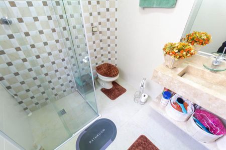 Casa à venda com 216m², 3 quartos e 1 vaga Casa à venda com 216m², 3 quartos e 1 vagaBanheiro