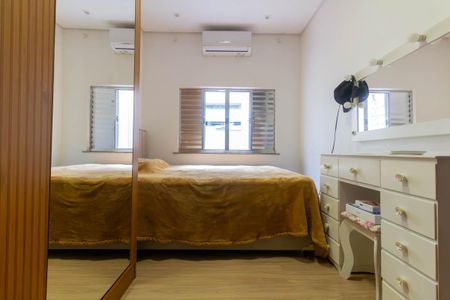 Casa à venda com 216m², 3 quartos e 1 vaga Casa à venda com 216m², 3 quartos e 1 vagaQuarto 2