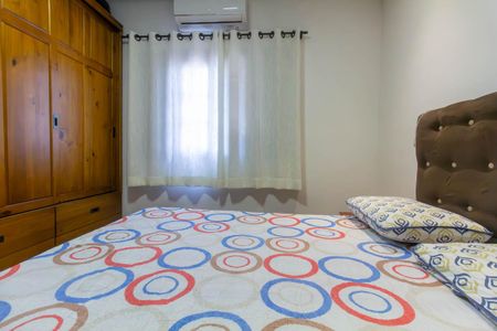 Casa à venda com 216m², 3 quartos e 1 vaga Casa à venda com 216m², 3 quartos e 1 vagaQuarto 1