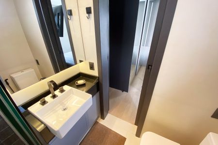 Apartamento para alugar com 56m², 1 quarto e 1 vaga Apartamento para alugar com 56m², 1 quarto e 1 vagaBanheiro da Suíte