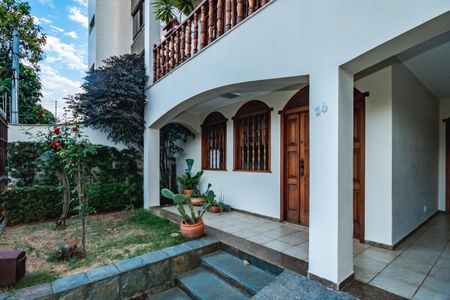 Casa à venda com 300m², 3 quartos e 3 vagasÁrea comum