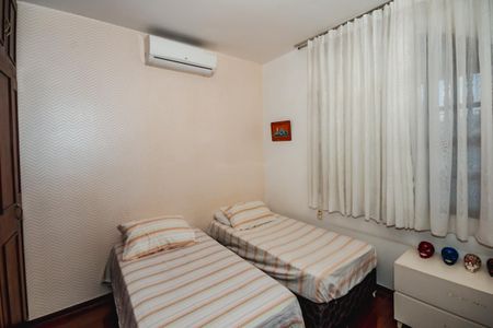 Casa à venda com 300m², 3 quartos e 3 vagasQuarto 1