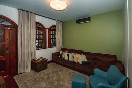 Casa à venda com 300m², 3 quartos e 3 vagasQuarto 2