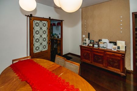 Sala de casa à venda com 3 quartos, 300m² em Santa Rosa, Belo Horizonte