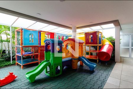 Apartamento à venda com 100m², 3 quartos e 2 vagasÁrea comum - Playground