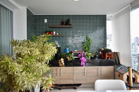 Apartamento à venda com 100m², 3 quartos e 2 vagasVaranda