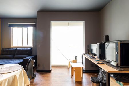 Sala de apartamento para alugar com 1 quarto, 38m² em Vila Diva, São Paulo