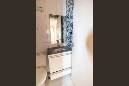 Apartamento à venda com 70m², 3 quartos e 1 vaga Apartamento à venda com 70m², 3 quartos e 1 vagaBanheiro Social