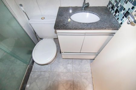 Apartamento à venda com 70m², 3 quartos e 1 vaga Apartamento à venda com 70m², 3 quartos e 1 vagaBanheiro Social