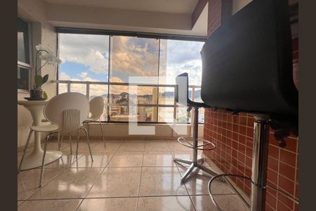 Apartamento para alugar com 100m², 1 quarto e 1 vaga