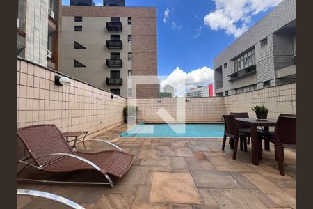 Apartamento para alugar com 100m², 1 quarto e 1 vaga