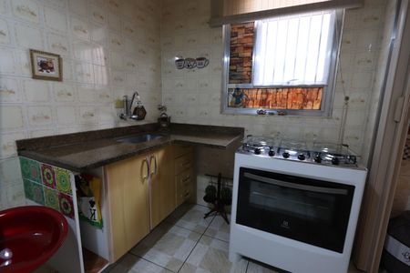 Apartamento à venda com 70m², 2 quartos e sem vagaCozinha