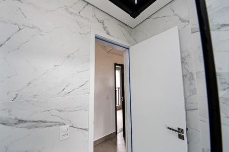 Banheiro Social de apartamento para alugar com 1 quarto, 27m² em Vila Formosa, São Paulo