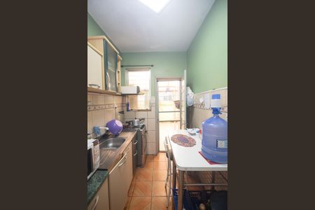 Cozinha de apartamento à venda com 1 quarto, 54m² em Teresópolis, Porto Alegre