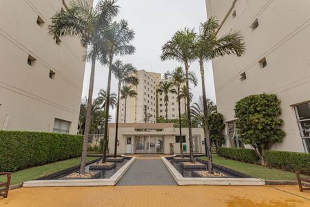 Apartamento para alugar com 62m², 2 quartos e 1 vagaFachada