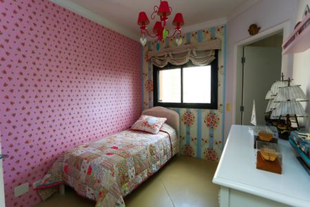 Apartamento à venda com 160m², 3 quartos e 4 vagassuite 2