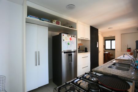 Apartamento à venda com 160m², 3 quartos e 4 vagascozinha