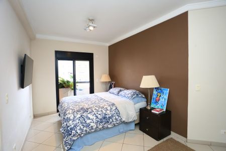 Apartamento à venda com 160m², 3 quartos e 4 vagassuite 3