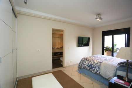 Apartamento à venda com 160m², 3 quartos e 4 vagassuite 3