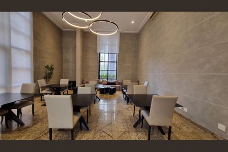 Apartamento à venda com 160m², 3 quartos e 4 vagasÁrea comum - Salão de festas