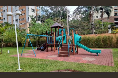 Apartamento à venda com 160m², 3 quartos e 4 vagasÁrea comum - Playground