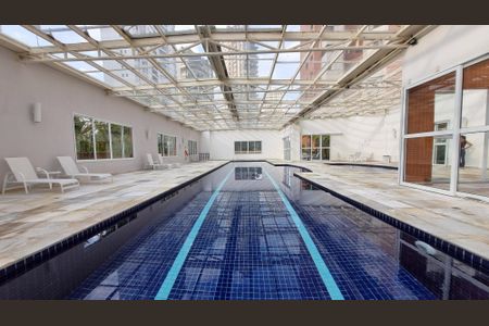 Apartamento à venda com 160m², 3 quartos e 4 vagasÁrea comum - Piscina