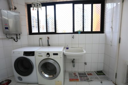 Apartamento à venda com 160m², 3 quartos e 4 vagasÁrea de Serviço