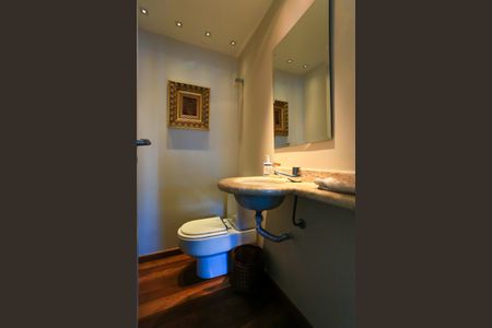 Apartamento à venda com 160m², 3 quartos e 4 vagasLavabo 