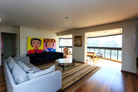 Apartamento à venda com 160m², 3 quartos e 4 vagasSala 