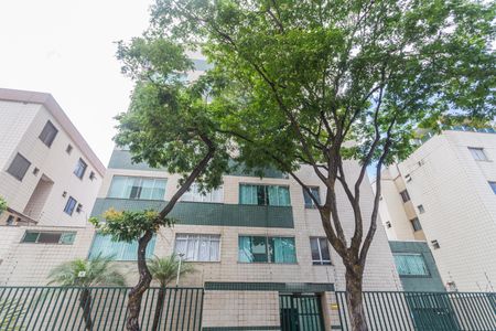 Apartamento para alugar com 200m², 4 quartos e 4 vagasFachada