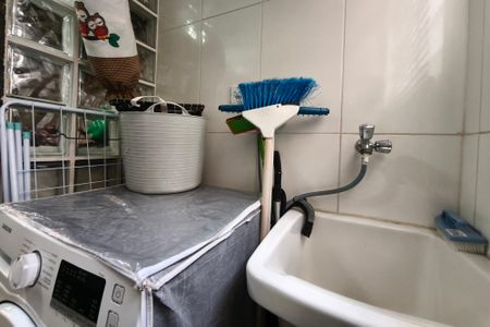 Apartamento à venda com 51m², 2 quartos e 1 vaga Apartamento à venda com 51m², 2 quartos e 1 vagaÁrea de Serviço
