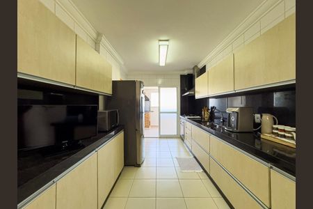Apartamento à venda com 159m², 3 quartos e 3 vagas