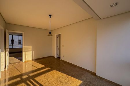 Apartamento à venda com 175m², 4 quartos e 2 vagasSala de Jantar
