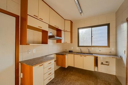 Apartamento à venda com 175m², 4 quartos e 2 vagasCozinha