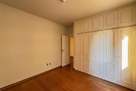 Apartamento à venda com 175m², 4 quartos e 2 vagasQuarto 3