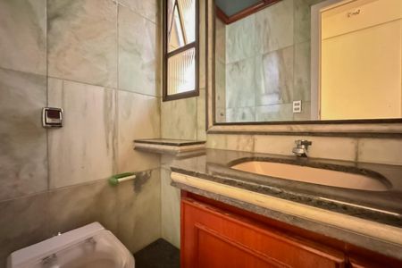 Apartamento à venda com 175m², 4 quartos e 2 vagasLavabo