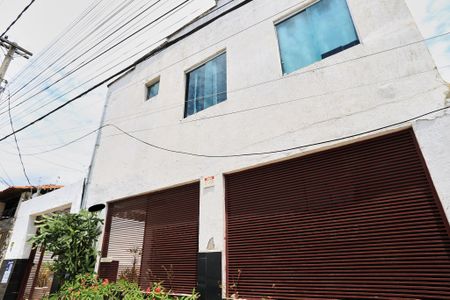 Studio para alugar com 34m², 1 quarto e sem vaga Studio para alugar com 34m², 1 quarto e sem vagaFachada