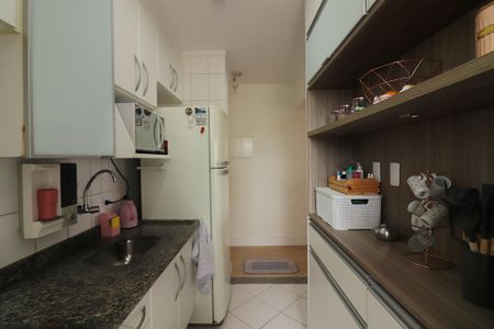 Apartamento à venda com 45m², 2 quartos e 1 vagaCozinha 