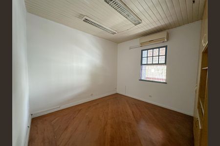 Casa à venda com 300m², 4 quartos e 3 vagasQuarto 1