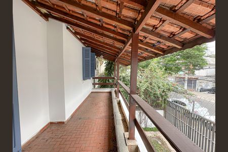 Casa à venda com 300m², 4 quartos e 3 vagasVaranda Quarto 2