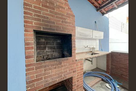 Casa à venda com 300m², 4 quartos e 3 vagasChurrasnqueira