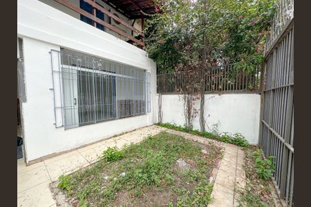 Casa à venda com 300m², 4 quartos e 3 vagasGaragem