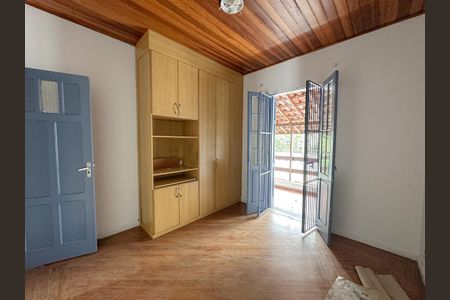Casa à venda com 300m², 4 quartos e 3 vagasQuarto 2