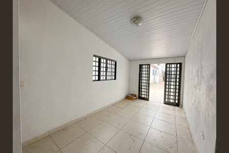 Casa à venda com 300m², 4 quartos e 3 vagasEdícula - Quarto 