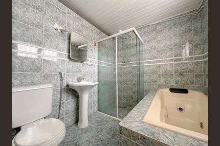 Casa à venda com 300m², 4 quartos e 3 vagasBanheiro Suíte