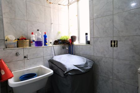 Apartamento à venda com 70m², 3 quartos e 1 vaga Apartamento à venda com 70m², 3 quartos e 1 vagaCozinha e Área de Serviço