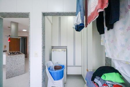 Apartamento para alugar com 188m², 3 quartos e 4 vagasÁrea de Serviço