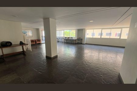 Apartamento para alugar com 105m², 3 quartos e 3 vagas Apartamento para alugar com 105m², 3 quartos e 3 vagasSalão de jogos